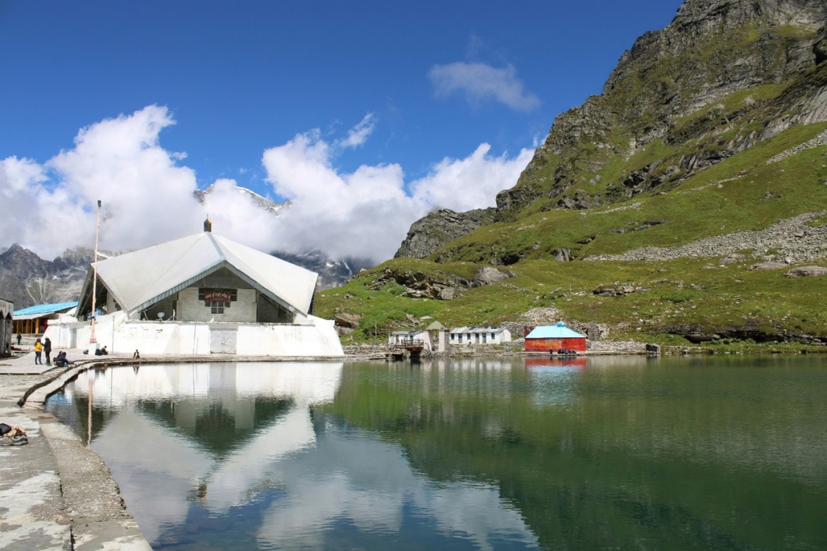 Top Places to Visit in Uttarakhand - Explore Now! 15 Hemkund Sahib
